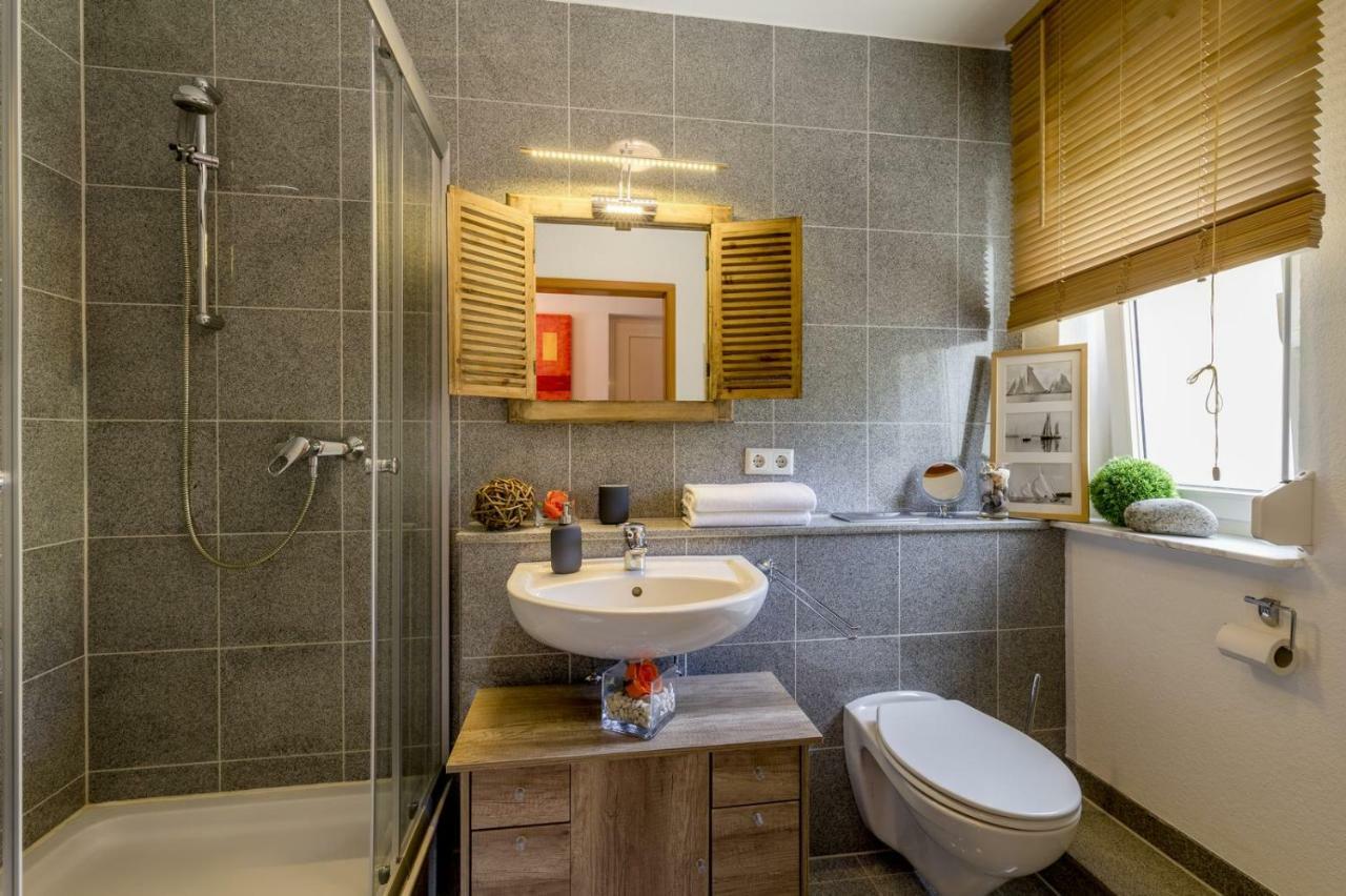 Auszeit - Art & Design Ferienapartment Bad Endbach Ngoại thất bức ảnh